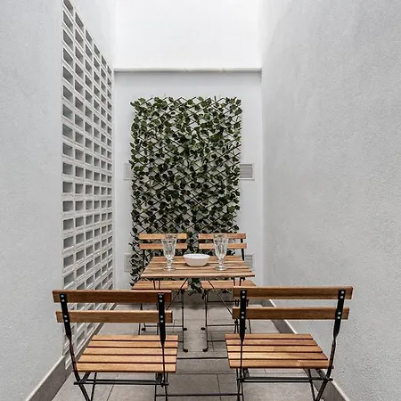 Wamba * Conil De La Frontera